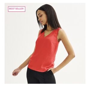 EUC Nine West Coral Vneck